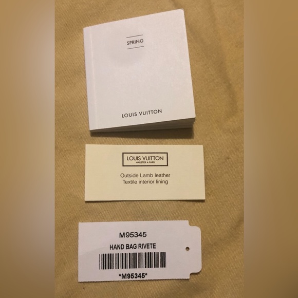 **BDAY MONTH SALE**Louis Vuitton Vintage Rivete cream handbag - Picture 8 of 17